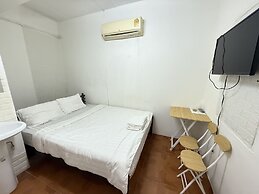 Happyland Guesthouse