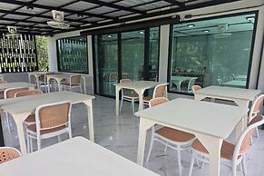 Resort Thalang