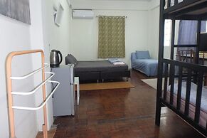 Rama 3 Sunrise Hostel