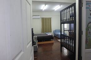 Rama 3 Sunrise Hostel