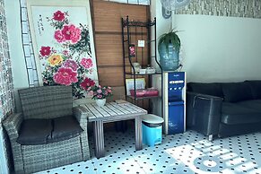 Rama 3 Sunrise Hostel