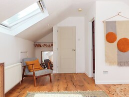 Tigley Meadow Coach House