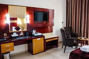 Phoenix Retreat Deira By Dancenter
