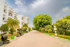 Elegance Resort