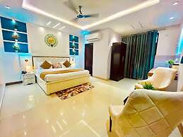 Elegance Resort