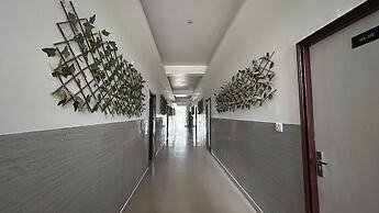 Elegance Resort