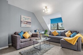 Dene House