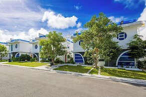 3BR Villa With Pool Rooftop and BBQ Gated Area
