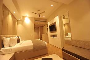 MVR Grand Hotel