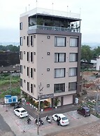 The Basil Hotel