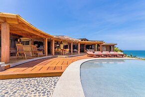 w Enjoyable 4BR w Pool in M Ncora