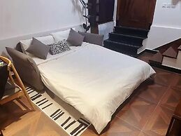 Shanghai Hills& Well-time MCM Family B&B