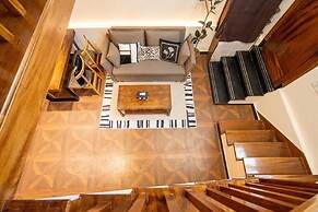 Shanghai Hills& Well-time MCM Family B&B