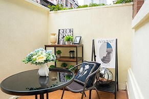 Shanghai Hills& Well-time MCM Family B&B