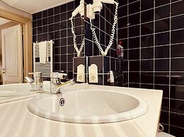 Inn Bruges Suites