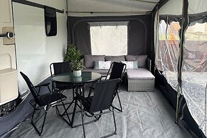 4 Guests - Pet Friendly - Durham Caravan Retreat