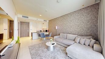 PVH - Lagoon View 1BR District One Res 4