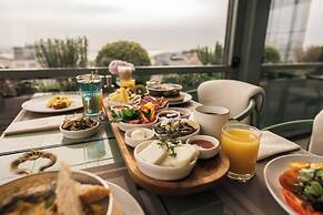 The Wings Hotels Pera