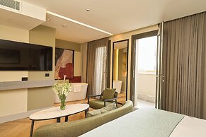 The Wings Hotels Pera