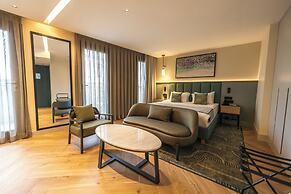 The Wings Hotels Pera