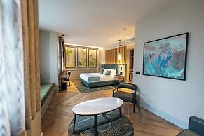 The Wings Hotels Pera