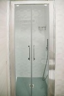 Central Luxury Apartment