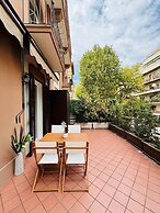 Central Luxury Apartment