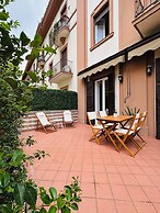 Central Luxury Apartment