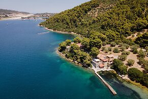 Porto Castello Villas