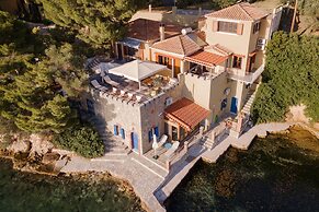Porto Castello Villas