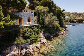 Porto Castello Villas