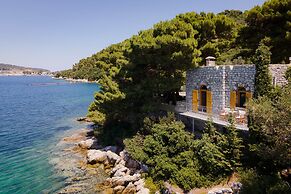 Porto Castello Villas