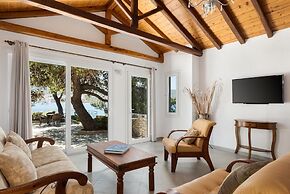 Porto Castello Villas