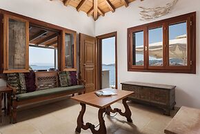 Porto Castello Villas