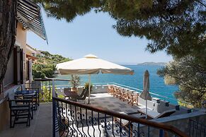 Porto Castello Villas