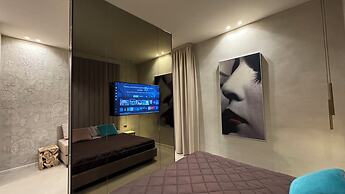 Tropicana room