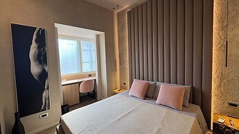 Tropicana room