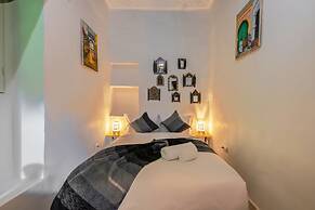 RIAD AMR