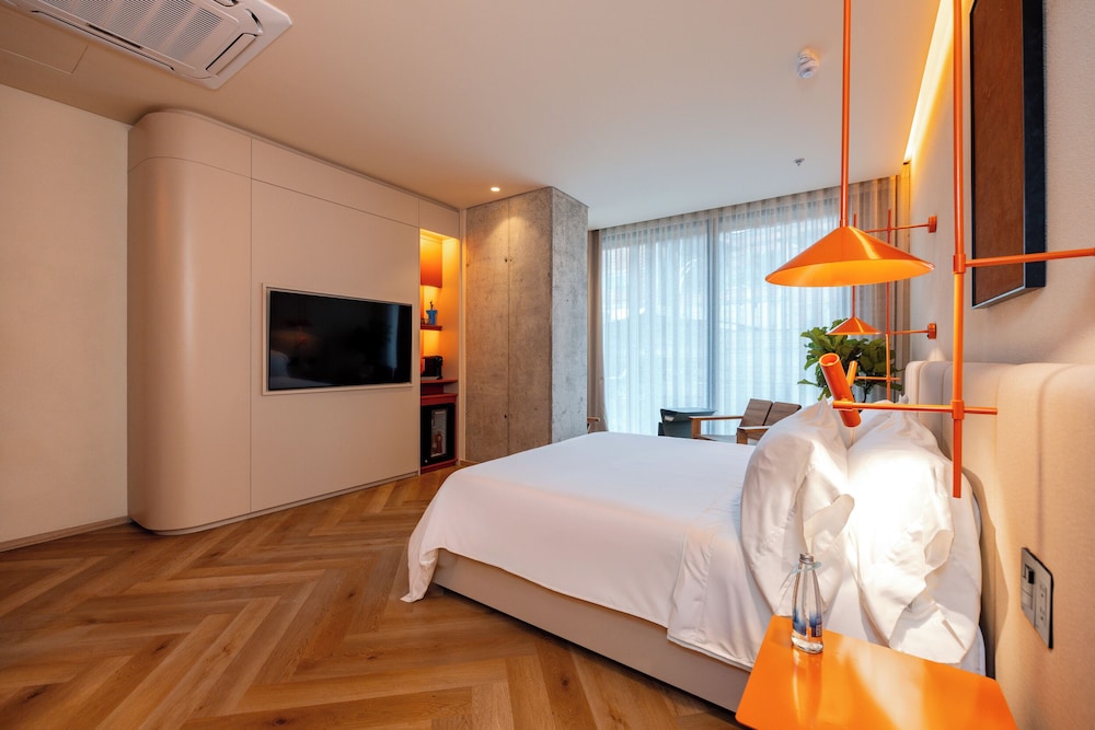The Cut Hotel