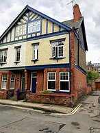 Vas's York House
