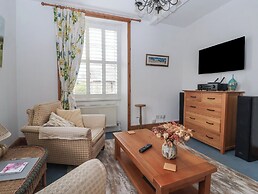 Baht'at Cottage