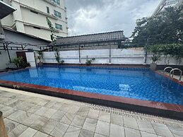 Vang Vieng Golden Lotus Hotel