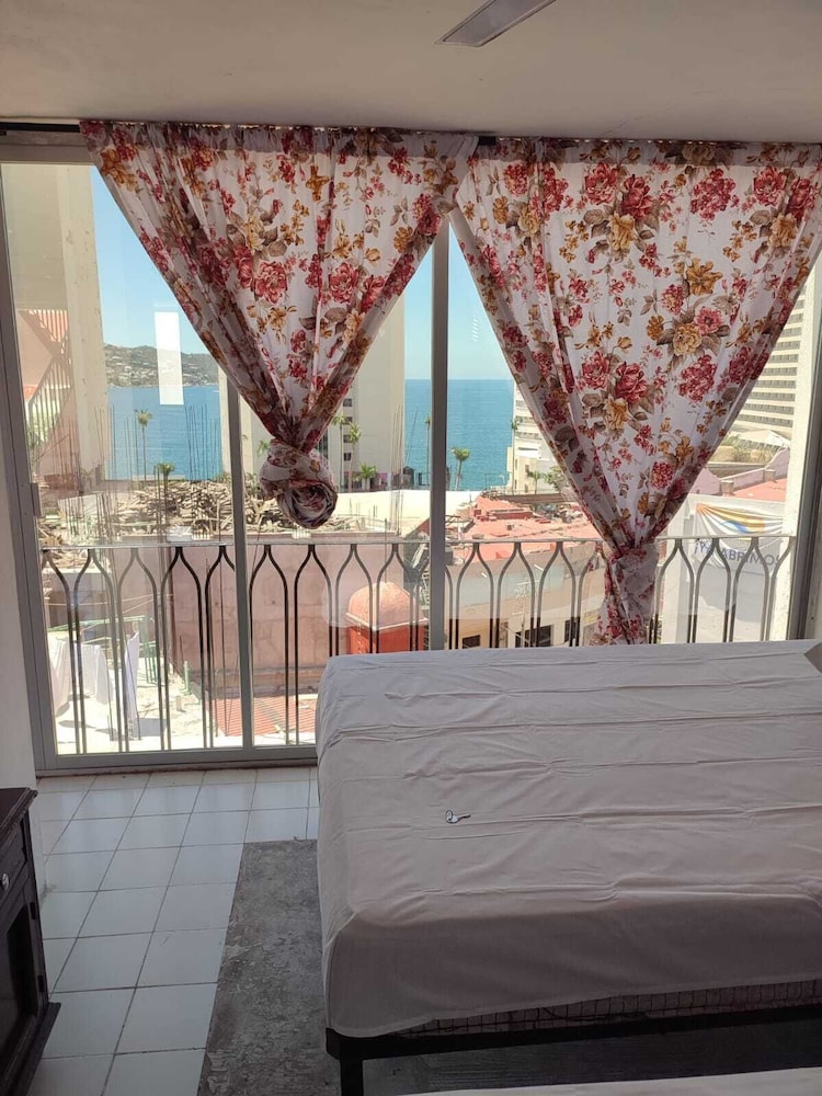 Condesa Americana Acapulco