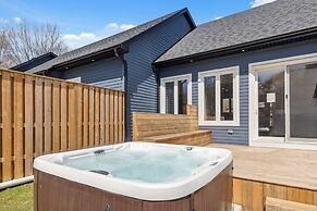 The Cottages at Blue
