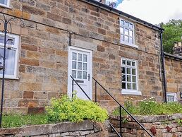Eskdale View, 5 Hollins Cottages