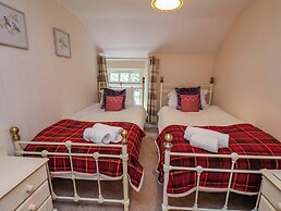 Eskdale View, 5 Hollins Cottages