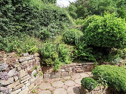 Eskdale View, 5 Hollins Cottages