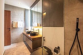 C La Villa Modern 4br Villa Canggu Beach 5mins