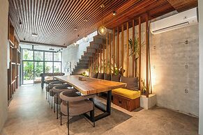 C La Villa Modern 4br Villa Canggu Beach 5mins