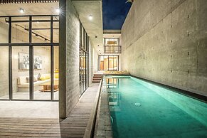 C La Villa Modern 4br Villa Canggu Beach 5mins